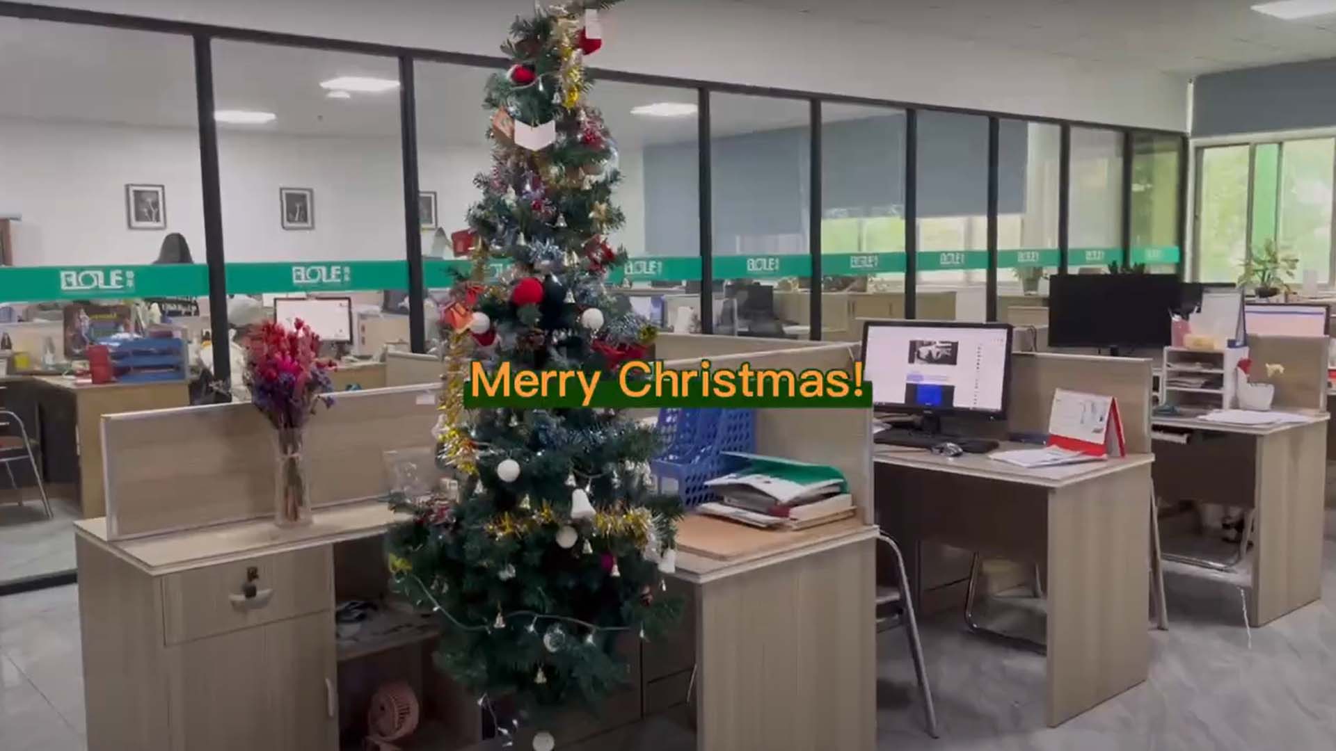 Office Happiness CNC Machining Service Supplier Wishing You a Merry Christmas Teatime