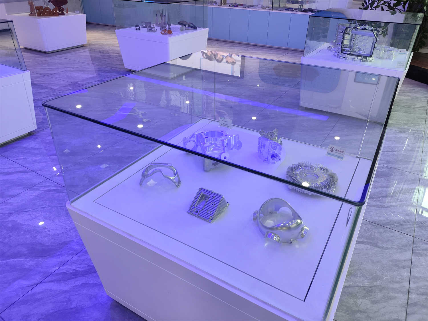 showroom samples in Bole the machining parts manufacturer from China Picture_07